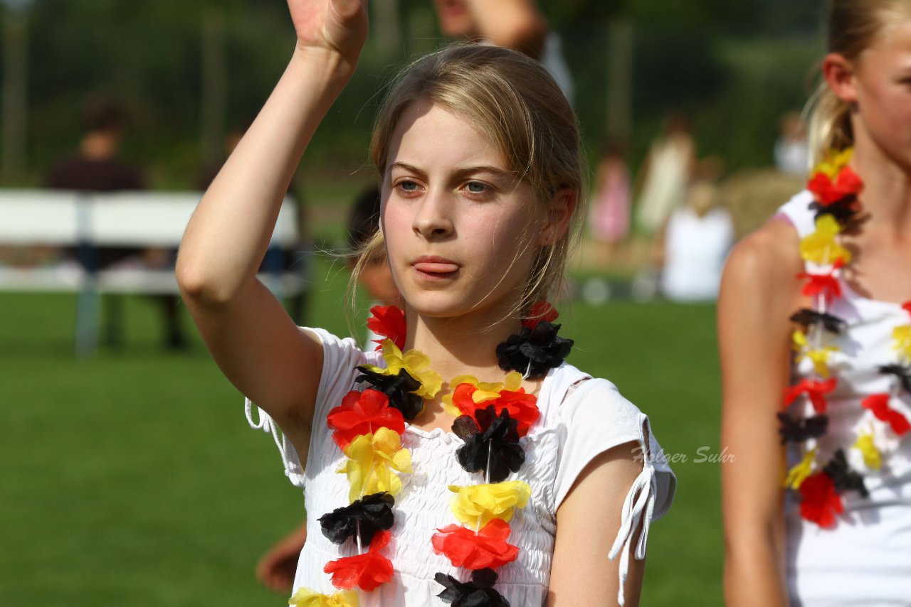 Bild 332 - Vogelschiessen am 18.8.12